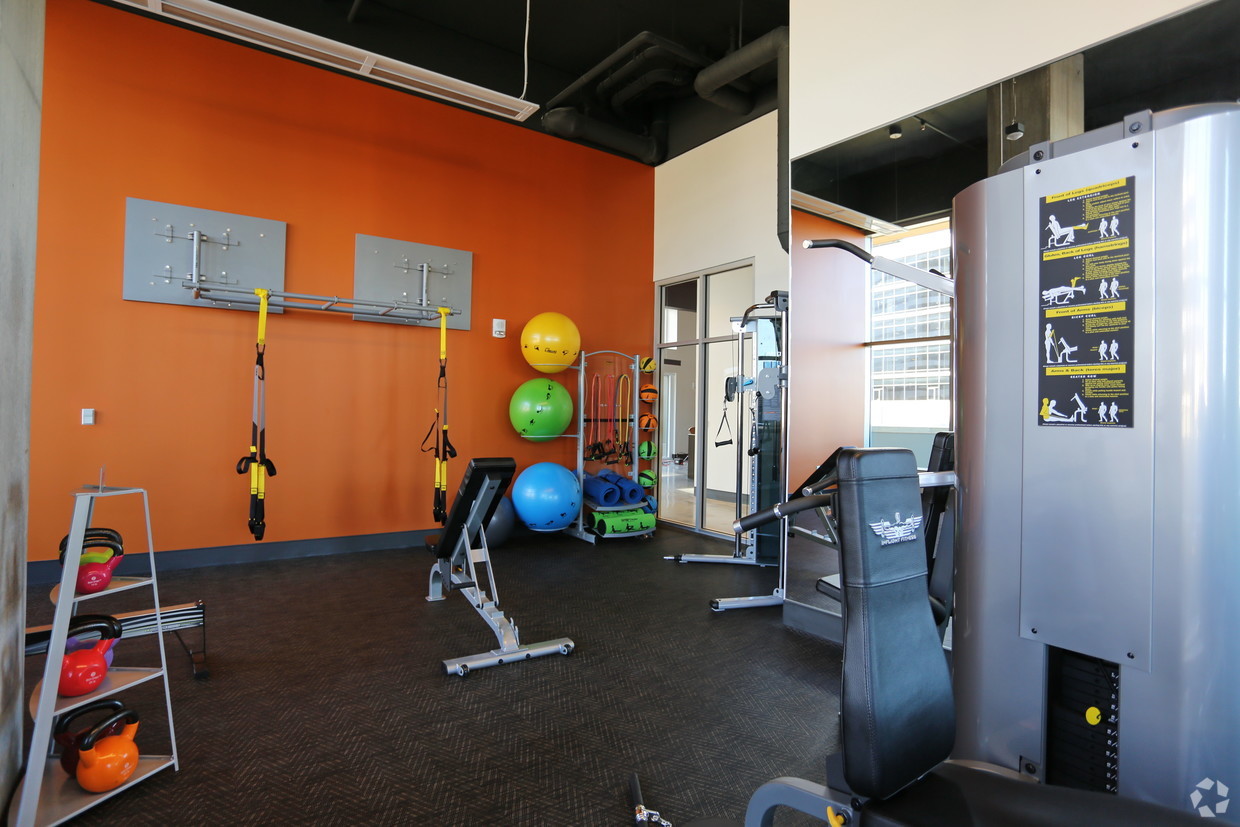 kinects-tower-seattle-wa-interior-photo (4).jpg