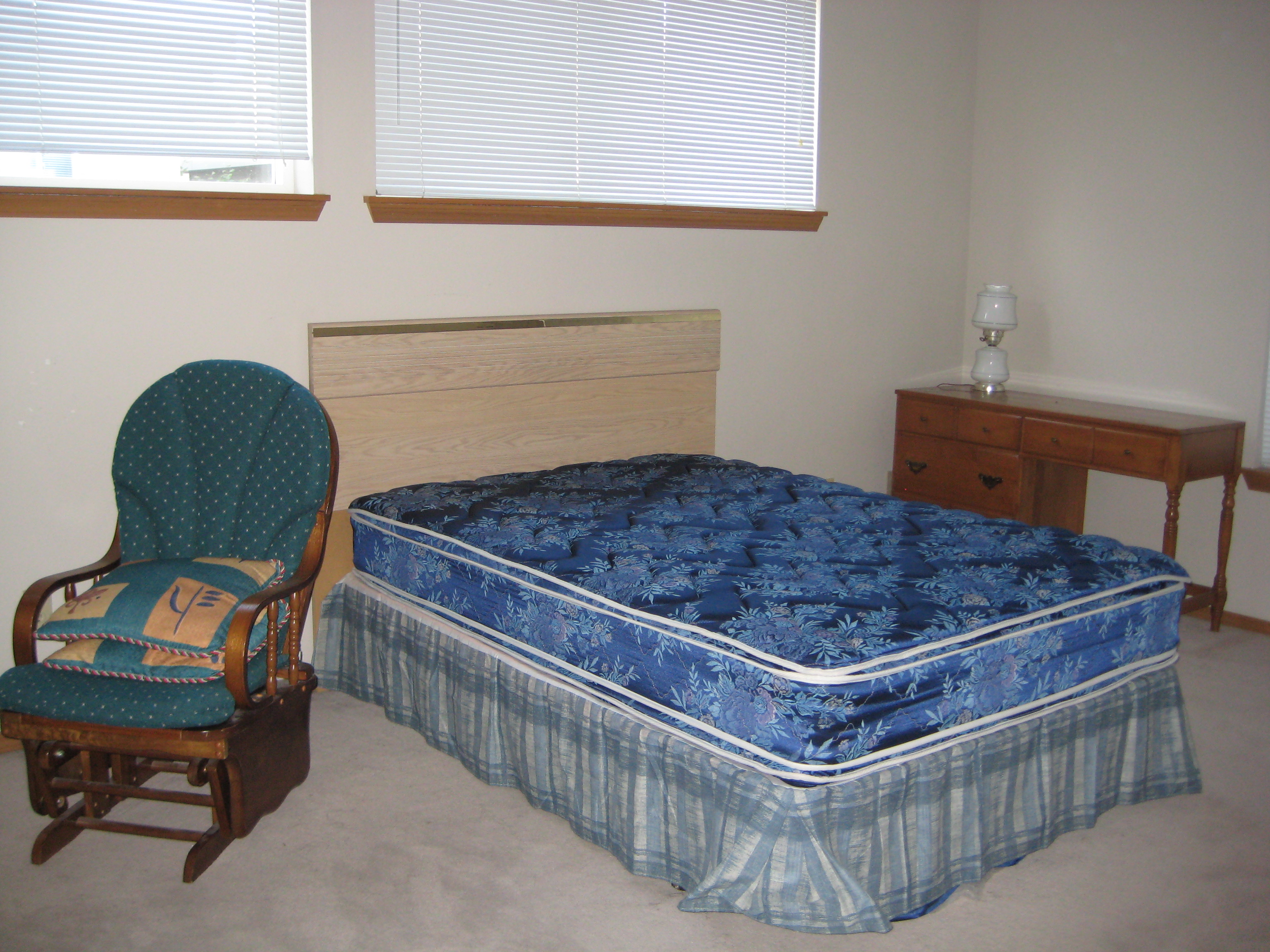 12506_masterbedroom1.jpg