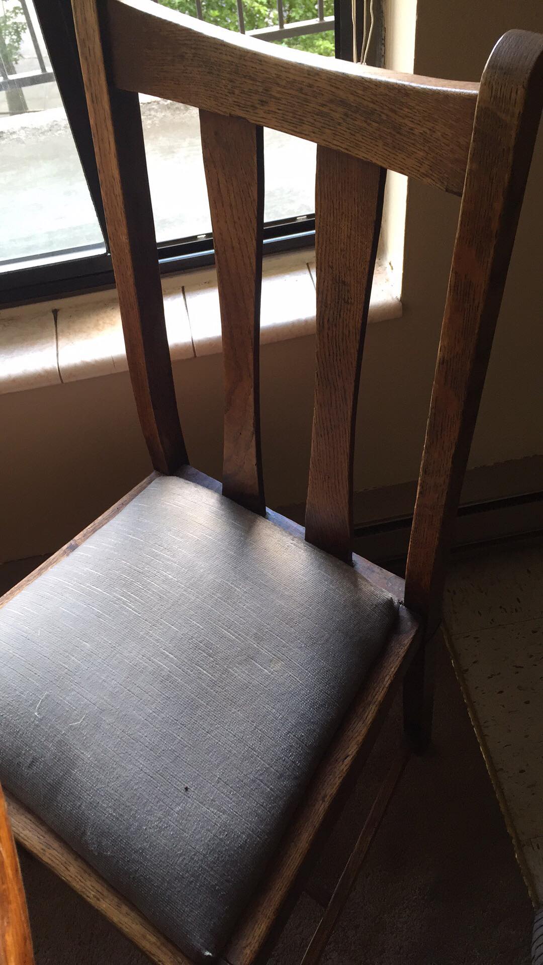 chair.jpg