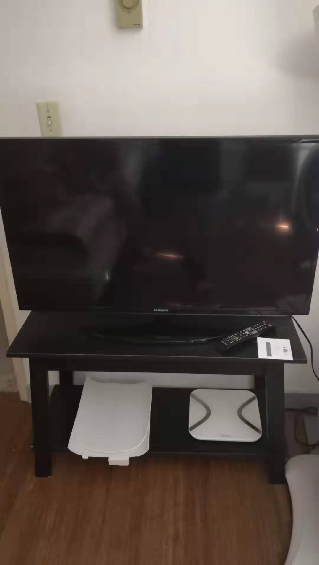 三星40’智能电视，$80