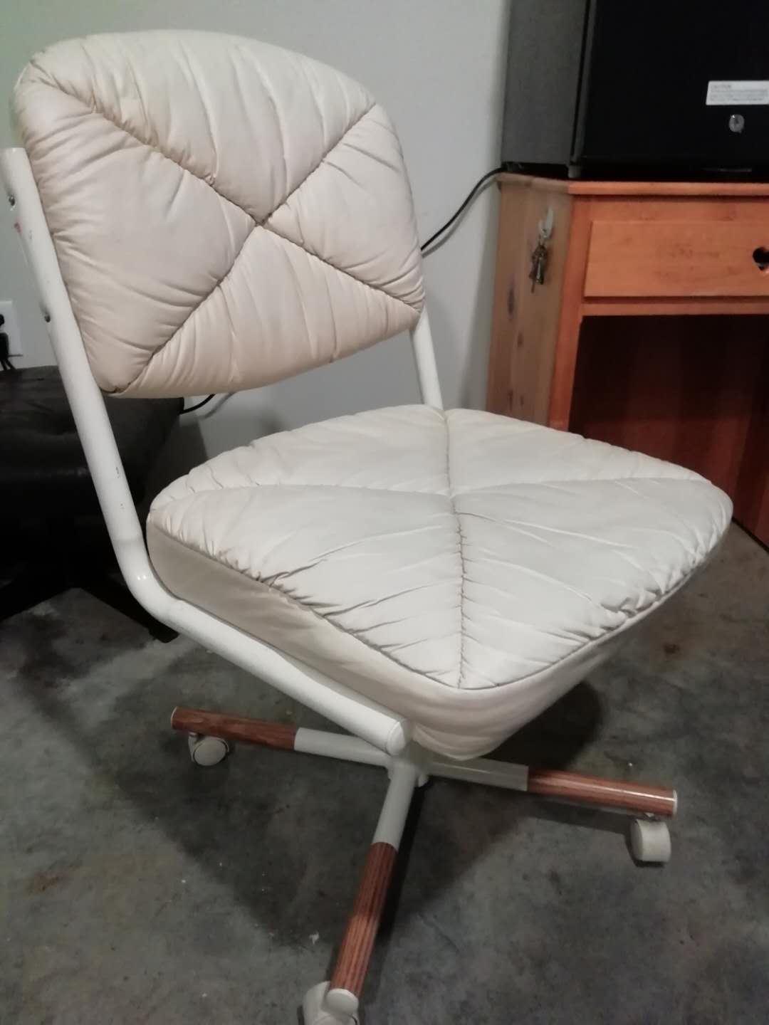 office chair.jpg