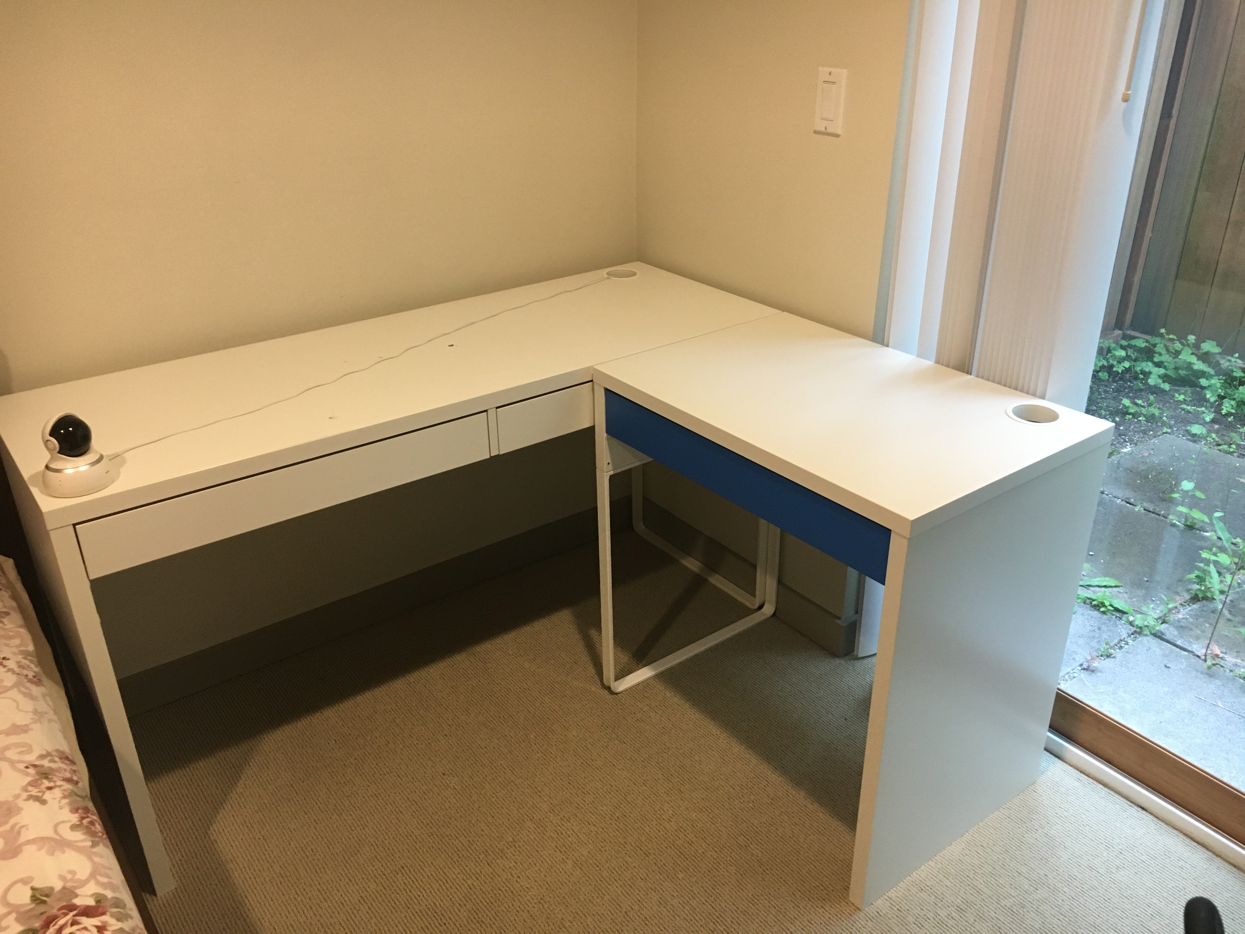 Desk1.jpeg