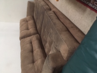 棕色沙发