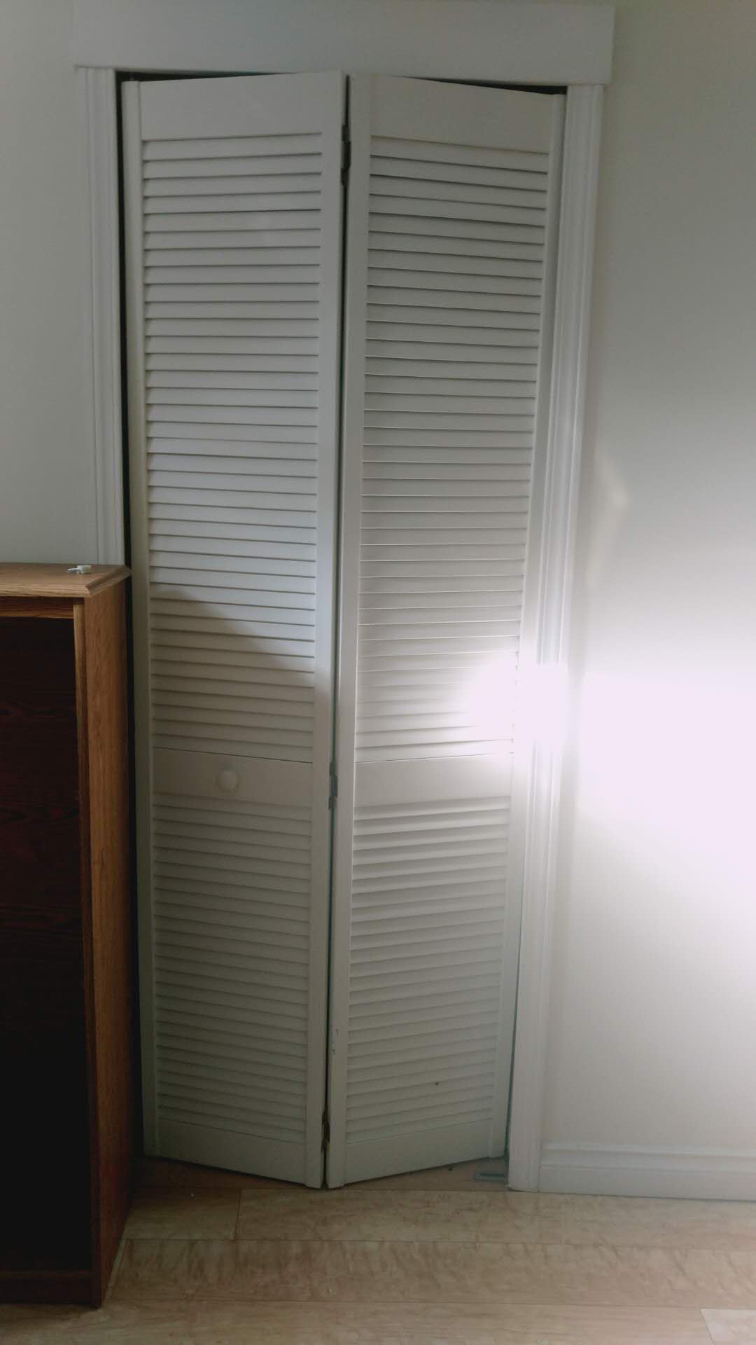 丰富的CLOSETS