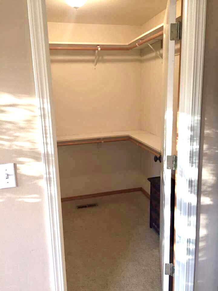 WalkingCloset.jpg