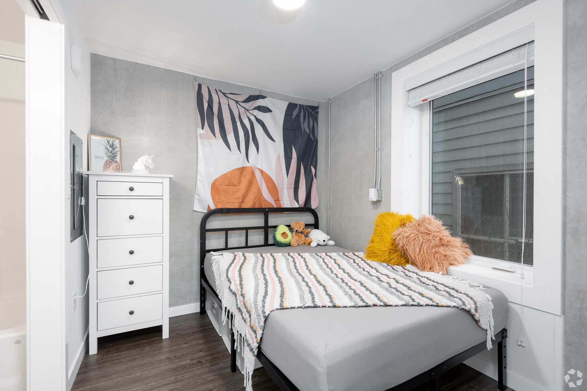 montclair-apartments-seattle-wa-one-bedroom (1).jpg
